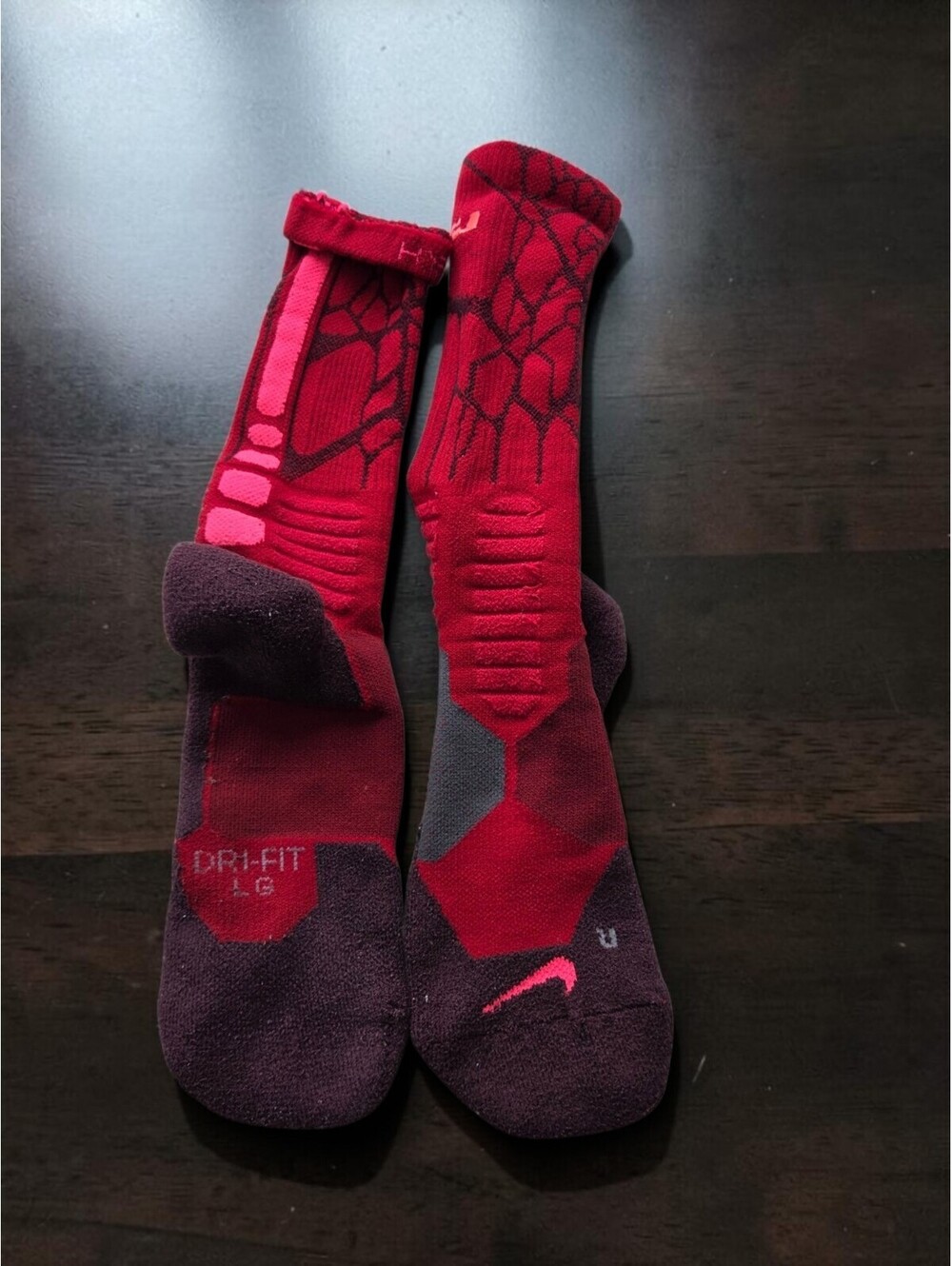 Nike LeBron Hyper Elite Basketball Crew Socks SX4885-688 Red Pink L